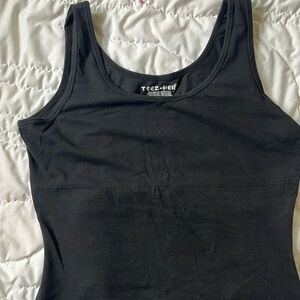 Teez-Her shaper tank